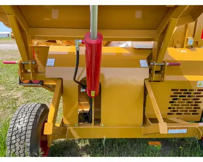Used HAYBUSTER _UNKNOWN_ Bale Choppers - Feeders Iowa US | Keast Enterprises #1360291