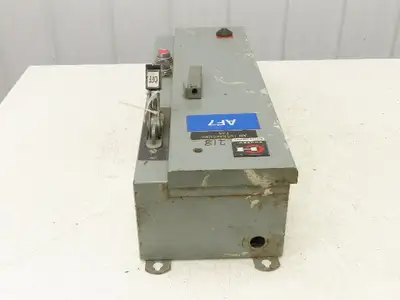 Cutler Hammer A30CDA0 Combination Motor Starter 10Hp 480V 3Ph Size 1 Fused