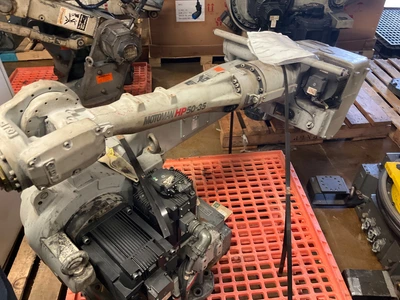USED 2007 YASKAWA MOTOMAN HP50-35