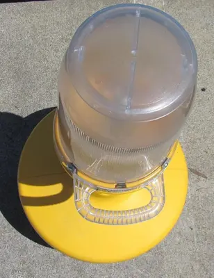 Used SOUTHWIRE _UNKNOWN_ Light Source Equipment California US | Bay Line Tool #1316381