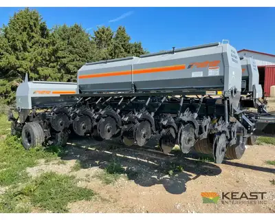 Used CRUSTBUSTER _UNKNOWN_ No-Till Drills Iowa US | Keast Enterprises #1360190