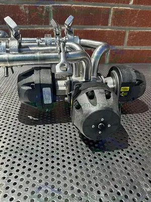 USED 4 ITT PURE FLO ADVANTAGE STAINLESS STEEL DIAPHRAGM VALVE W/ 1" SANITARY FITTING