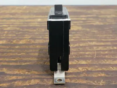 USED CUTLER-HAMMER BA130