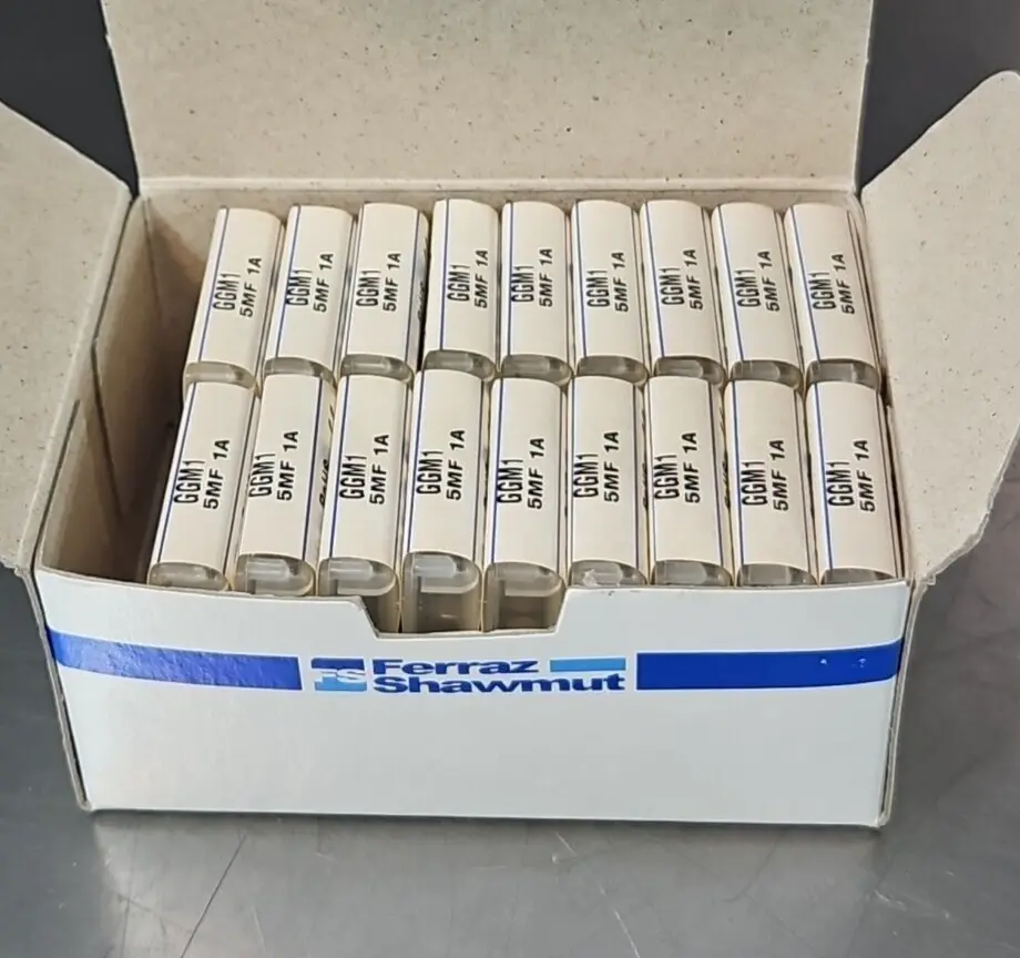 Ferraz Shawmut GGM1 Mini Fuse 1 Amp 250 Vac box w/90 loc4D36