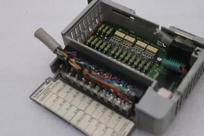 ALLEN-BRADLEY 1769-IQ16 SERIES A 16 PT. INPUT MODULE STOCK #K-1561C
