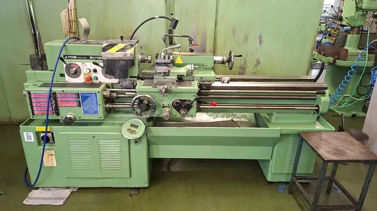 Used 2023 TOS SV 18/1000 Engine Lathes CZ | Amaron s.r.o. #1265447