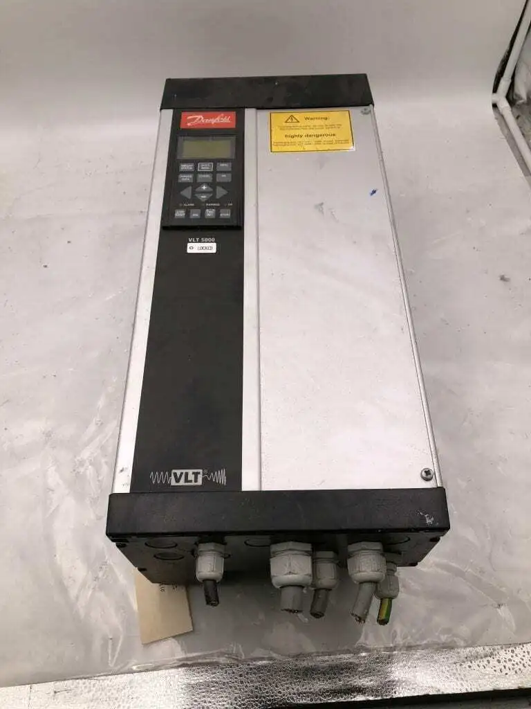 Danfoss VLT 5000 12.2kVA Variable Frequency Drive VFD 0-1000Hz out 380-500V in