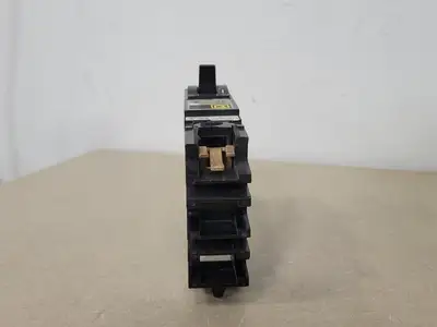USED SQUARE D FH16015A