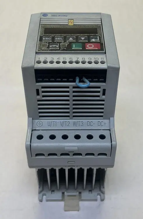 Used ALLEN-BRADLEY 160-BA02NPS1 Variable Speed Drives Ohio US | Surplus Asset Holdings #1240413
