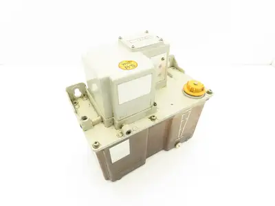 Lube Corp AMO MYLUB-21 Lubrication Oil Pump Oiler 4 Liter Tank 100VAC