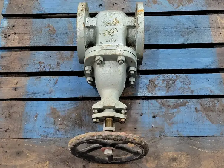 Used LENMARK INDUSTRIES 125S Valves/Fittings British Columbia CA | Lenmark #258142