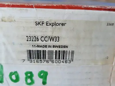 NEW SKF 23226 CC/W33