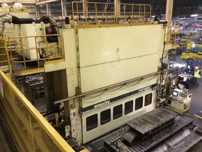 USED KOMATSU H4F-600