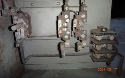 Westinghouse 11-300 series Motor Control Center Bucket size 3
