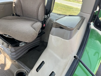 USED 2014 JOHN DEERE 6150R