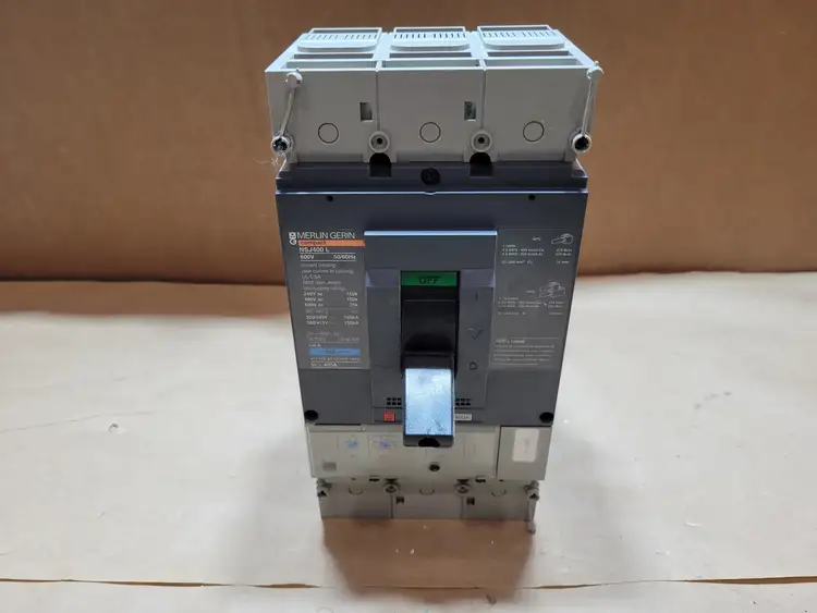 Used MERLIN GERIN NSJ400L Switchgears British Columbia CA | Lenmark #1438376