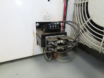 Allen Bradley 22C-D072A103 Powerflex 400 AC Drive VFD 50Hp 460V 3Ph Enclosure