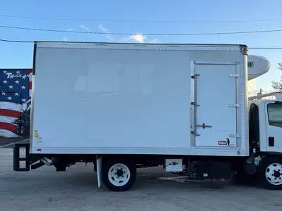 Used 2019 ISUZU NQR Reefer Trucks Florida US | Truck and Van Outlet #1509201