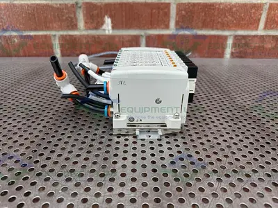 USED SMC EX-250-SDN1 INTERFACE SERIAL UNIT W/ 8 SMC VQ2A01N-5B- X65 SOLENOID VALVE