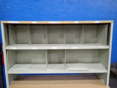 58" X26" X 20" Office Desk With Hutch