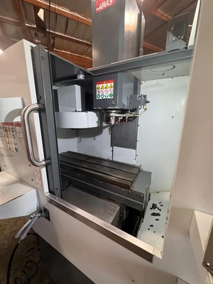 Haas _UNKNOWN_ Machining Centers & Milling Machines | Amiron Machinery (4)