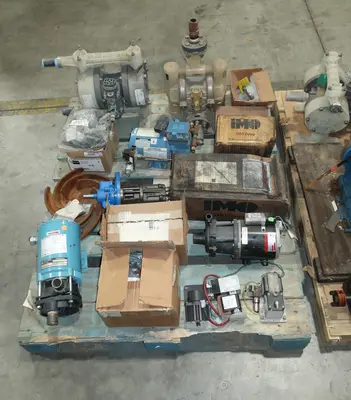 2 PALLETS OF ASSORTED PUMPS