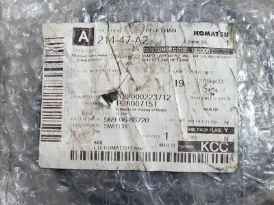 NEW KOMATSU 569-06-86720