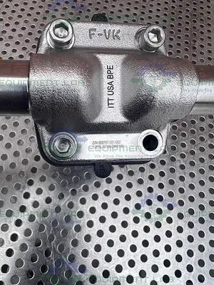 USED ITT PURE FLO 1-316L-SFV5-CWP150 3 -WAY DIAPHRAGM VALVE W/  1"  SANITARY FITTING