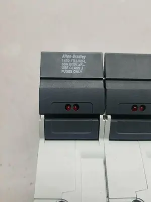 USED ALLEN BRADLEY FUSE HOLDER