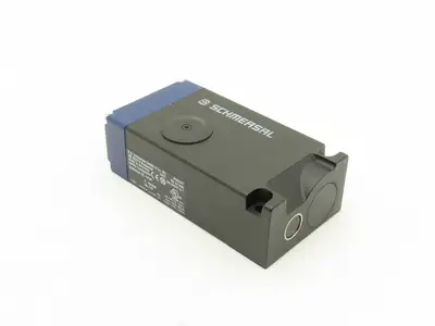 Schmersal AZM400Z-ST-1P2P Solenoid Interlock Safety Switch Electronic RFID