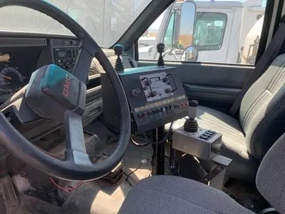 USED 1998 GMC C8500