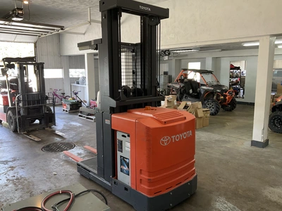 USED 2015 TOYOTA 7BPUE15