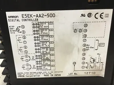 USED OMRON E5EK-AA2-500