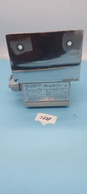 USED Dwyer Dh11-007