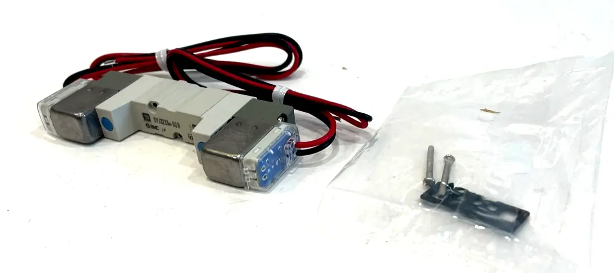 NEW SMC SYJ3233-5GR SOLENOID VALVE SYJ32335GR