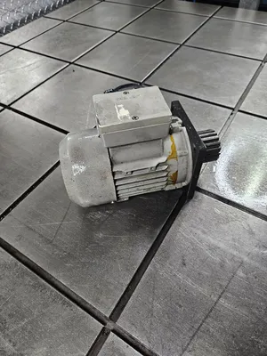 SIEMENS 1LA5060-4BB63 Tooling | GMT (5)