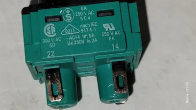 Used EOS 61-3440.4/1 Fuse Accessories Arizona US | ASSET CONVERSION SPECIALISTS, INC. #902198