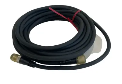 NEW KEYENCE PJ-VC7R CONNECTOR CABLE PJVC7R