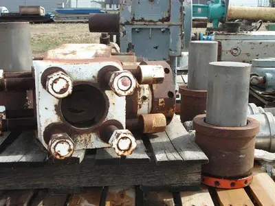 USED WESTERN ROUGHRIDER RR1000 TRIPLEX FRAC/MUD PUMP MODULE