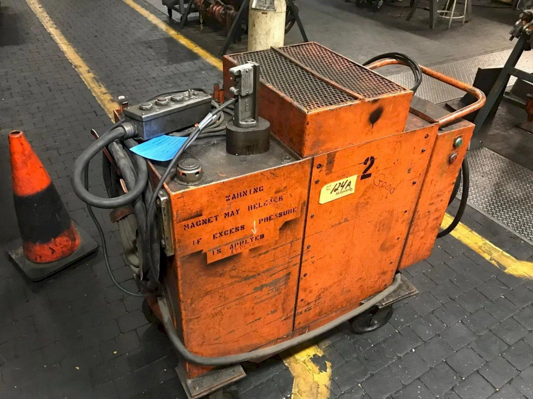 USED LAMINA