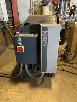 USED 2015 OMAX MAXIEM 1530