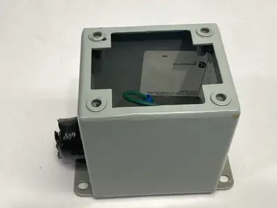 E1PBGXM | Hoffman  Pushbutton Enclosure w/ 22mm Push Button Cutout - Used