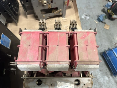 ITE Circuit Breaker Company 50/60HZ For low power distribution