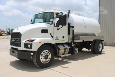 New | in-Stock 2026 MACK MD6 Septic/Sewer/Vacuum Trucks Texas US | Roll Off Truck World #1491894