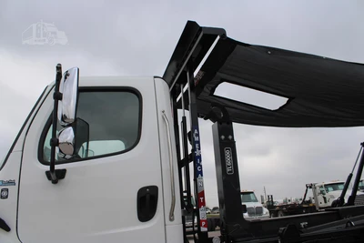 Used 2017 FREIGHTLINER 114SD Hooklifts & Roll-Offs Texas US | Roll Off Truck World #1491810