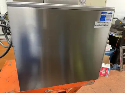 Used Merrychef Used Merrychef 402S High-Speed Accelerated Cooking Countertop Oven 220V Electric Ovens Illinois US | Falcon Restaurant Supply #1376210