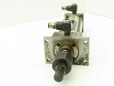 Used HYDRO-LINE _UNKNOWN_ Pneumatic Cylinders | Arrow Industrial #633032