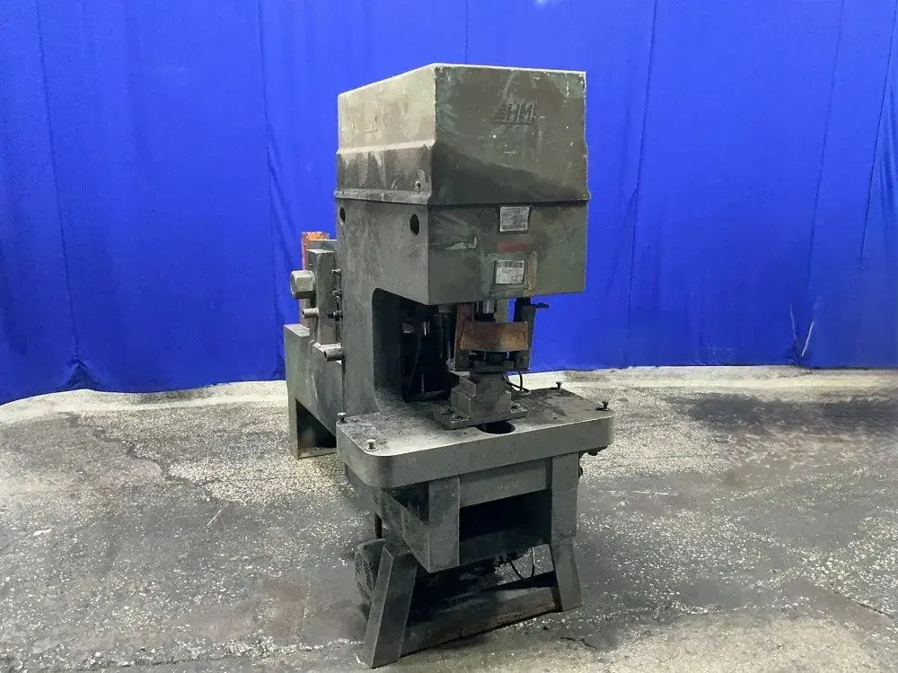 Used 1996 HMI 9031 Ironworkers Ohio US | HGR 24 #1185791