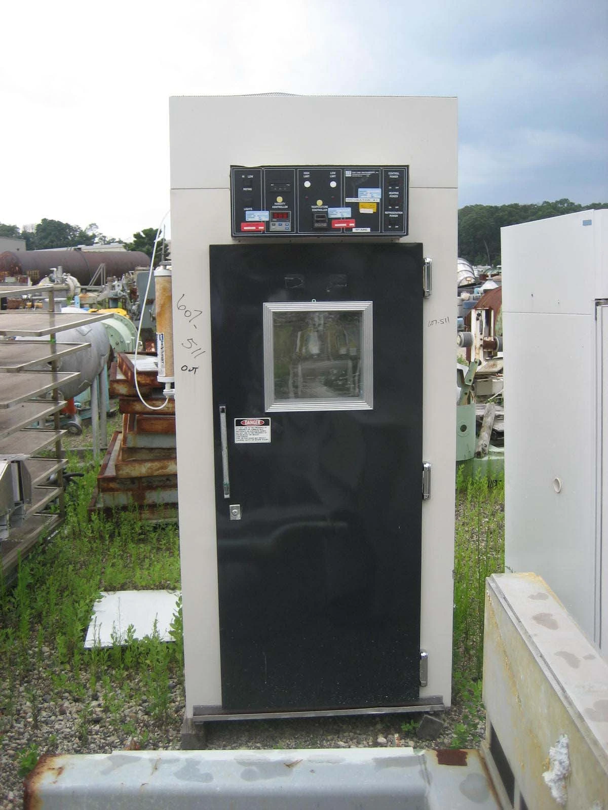 USED LAB LINE INSTRUMENTS 26" deep X 36" wide X 67" high