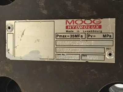 USED MOOG CCE32A6RH1X06